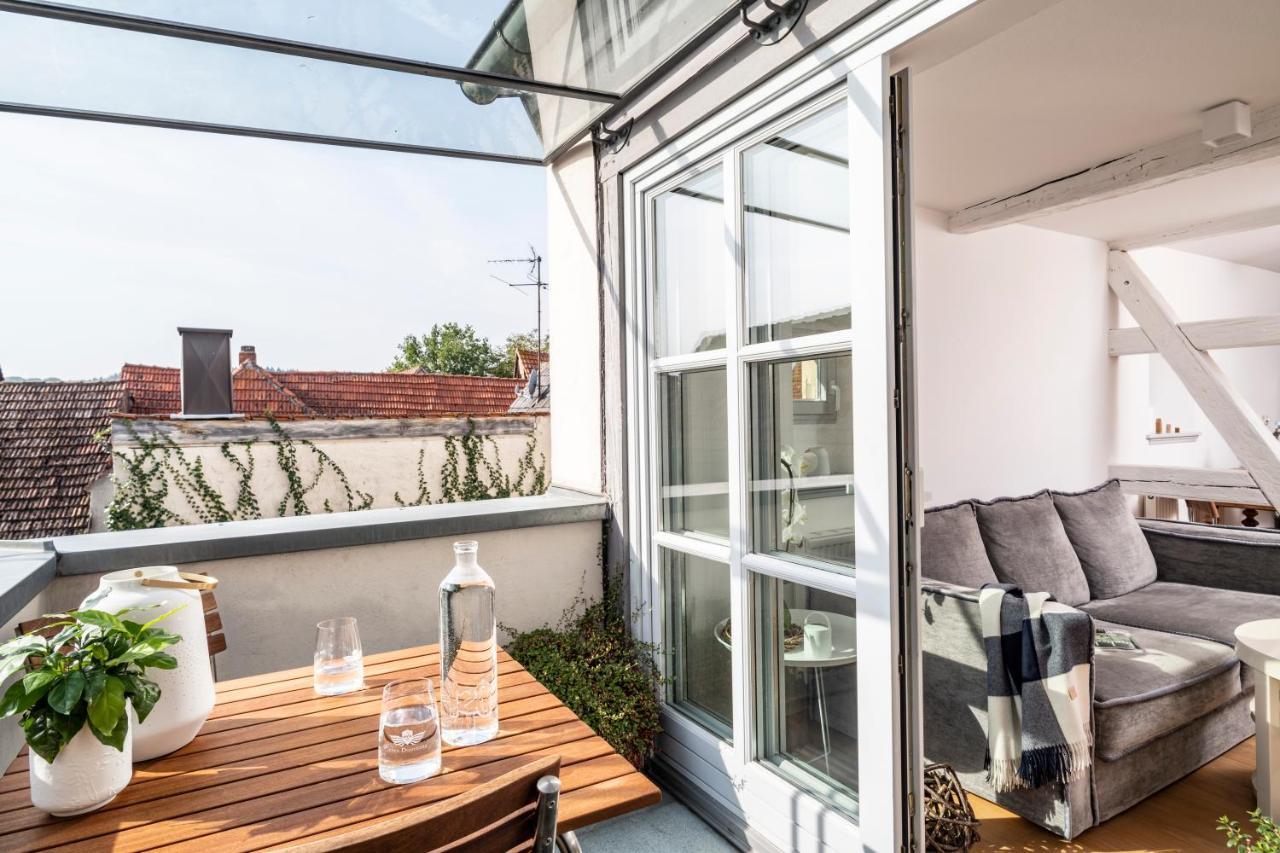 Haestens Boutique Biohotel - Chez Douverne Sommerach Bagian luar foto
