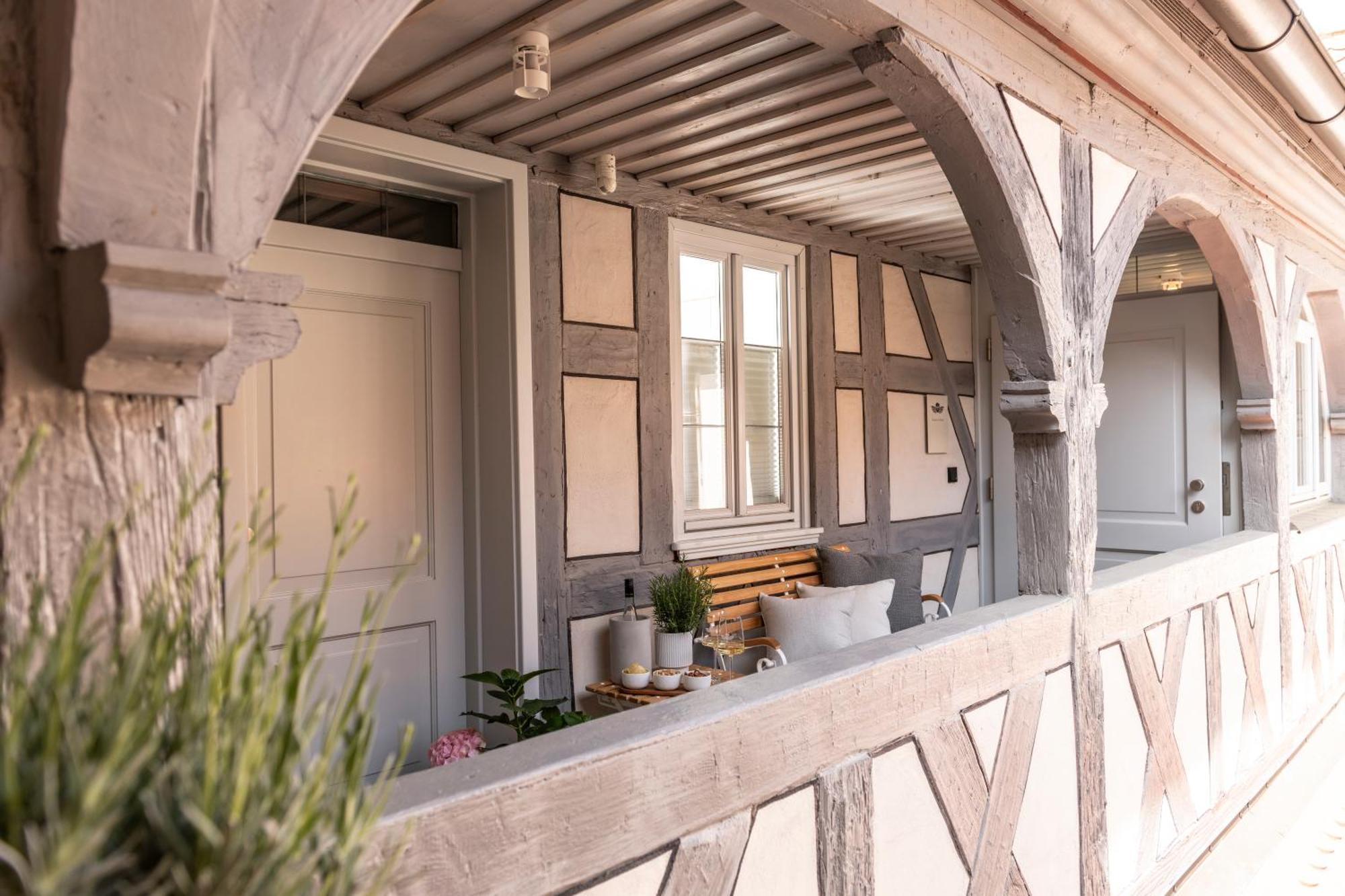 Haestens Boutique Biohotel - Chez Douverne Sommerach Bagian luar foto